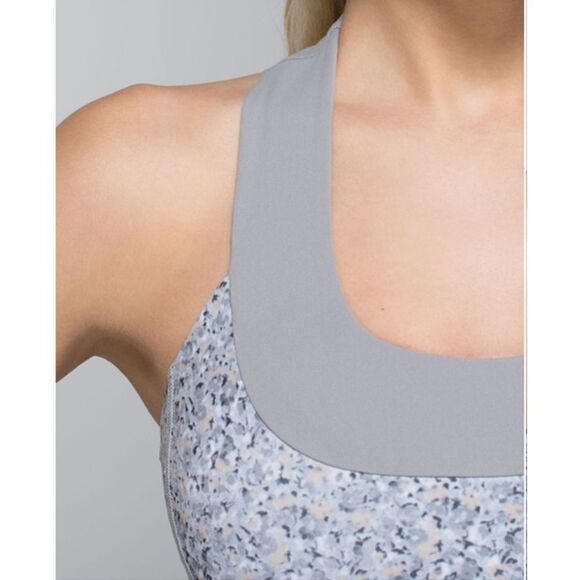 Lululemon Scoop Neck Tank Luon Petite Fleur Silver Spoon Ambient Grey Size 10 - Picture 4 of 14